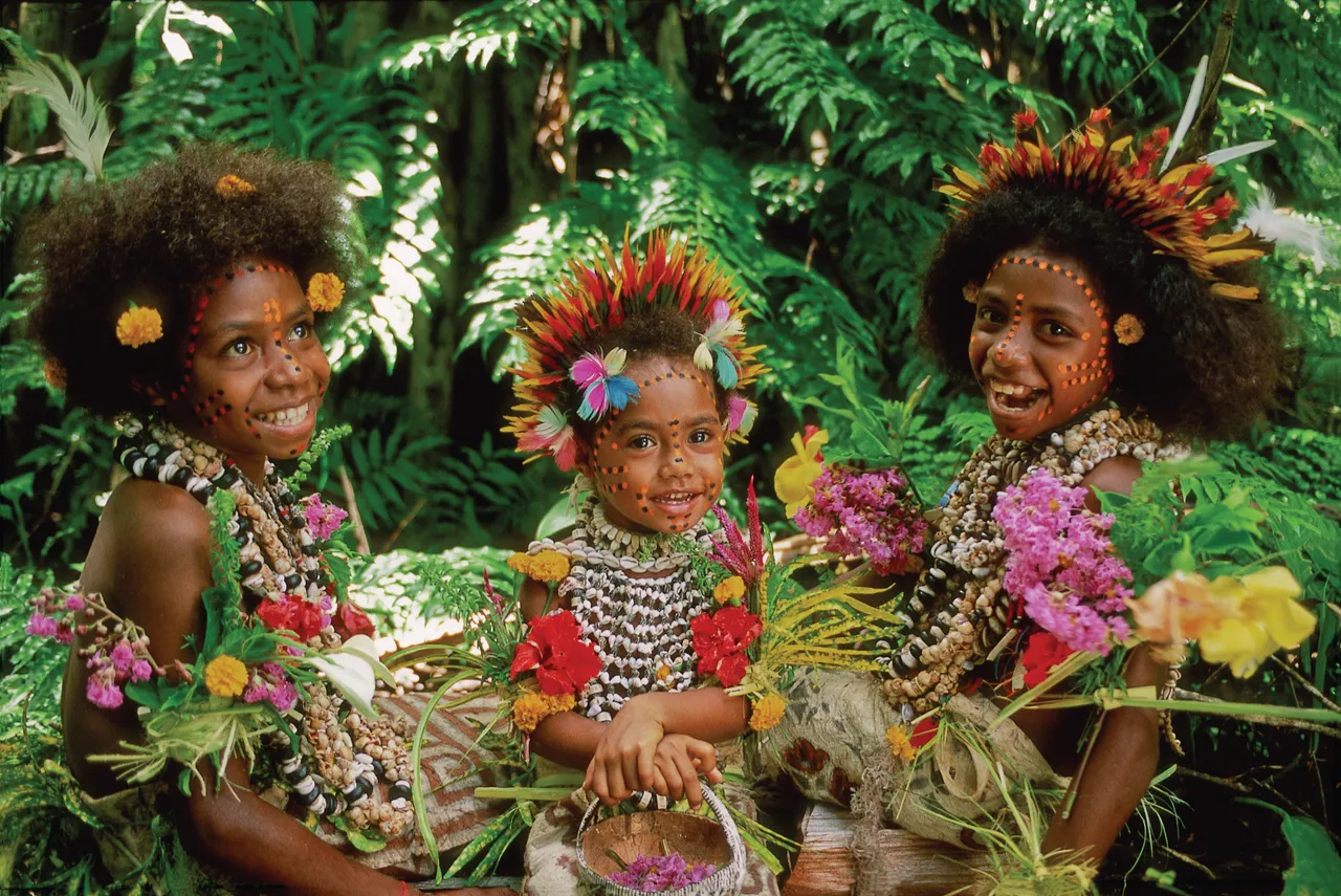 Children in cultural dress from Tufi, Oro Province, Papua New Guinea