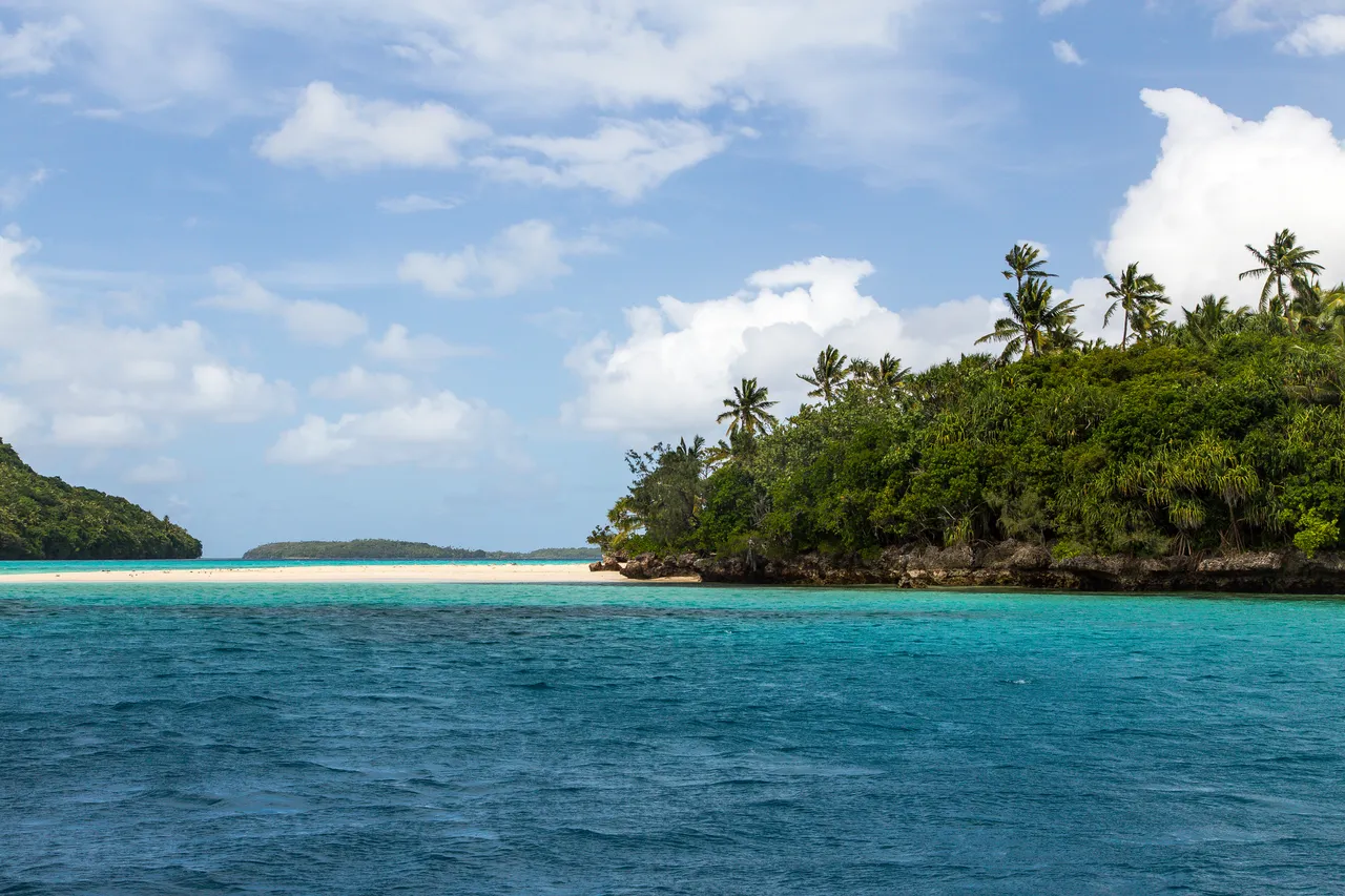 20150508-Jonathan Irish-Tonga-_MG_6897