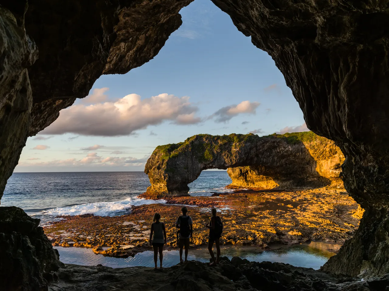 20150520-Jonathan Irish-Niue-_IMG8886