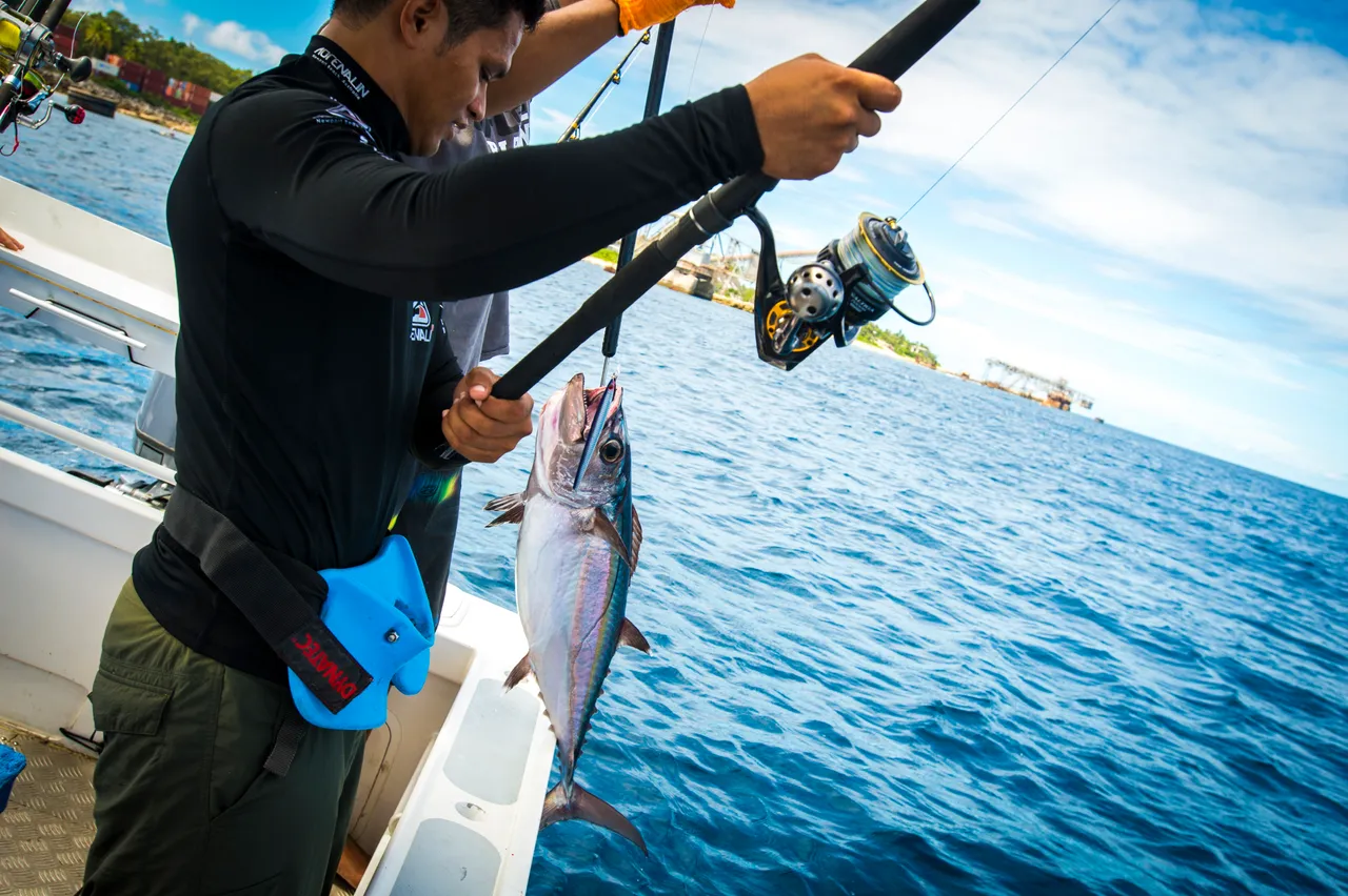 SPTO_NAURU_023_DK_2013