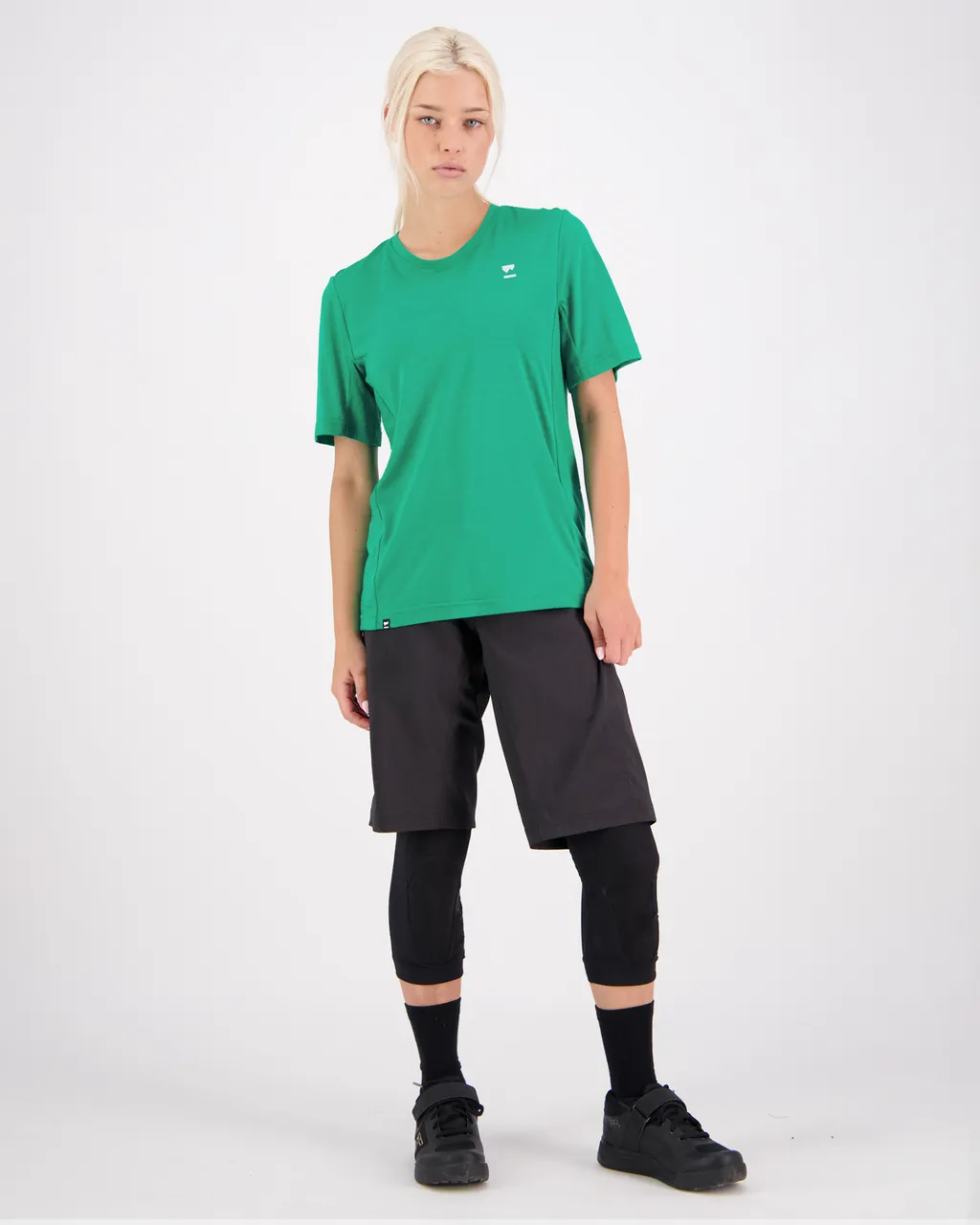 100549-1169-714 - Tarn Merino Shift Tee - Pop Green - Womens
