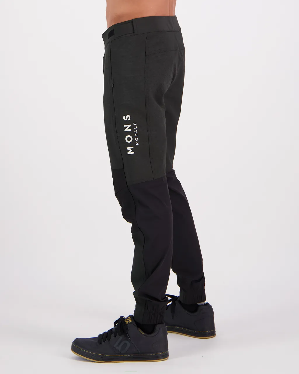 100589-1139-001 - Momentum Bike Pants - Black - Mens