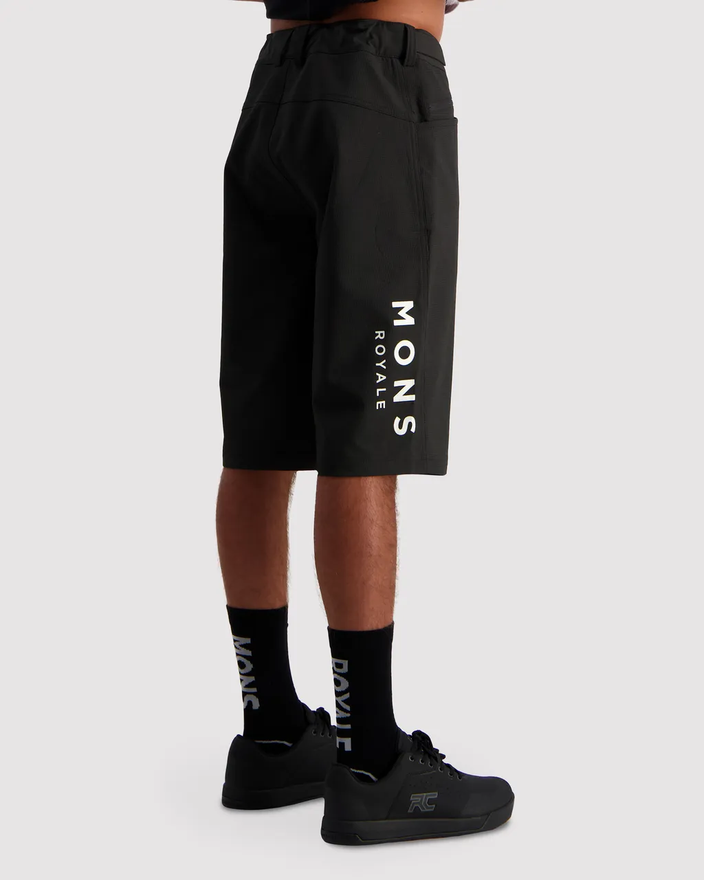 100336-1139-001 - Momentum Bike Shorts - Black - Mens