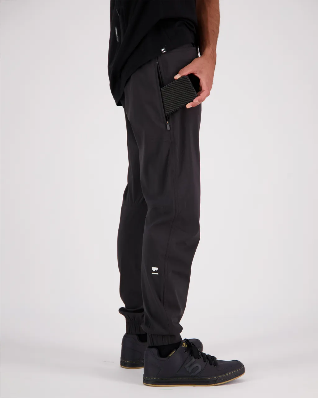 100695-1169-001 - Virage Pants - Black - Mens