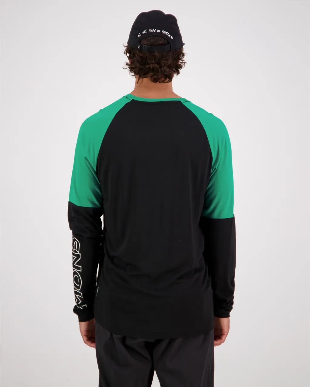 100581-1169-720 - Tarn Merino Shift Wind Jersey - Pop Green / Black - Mens