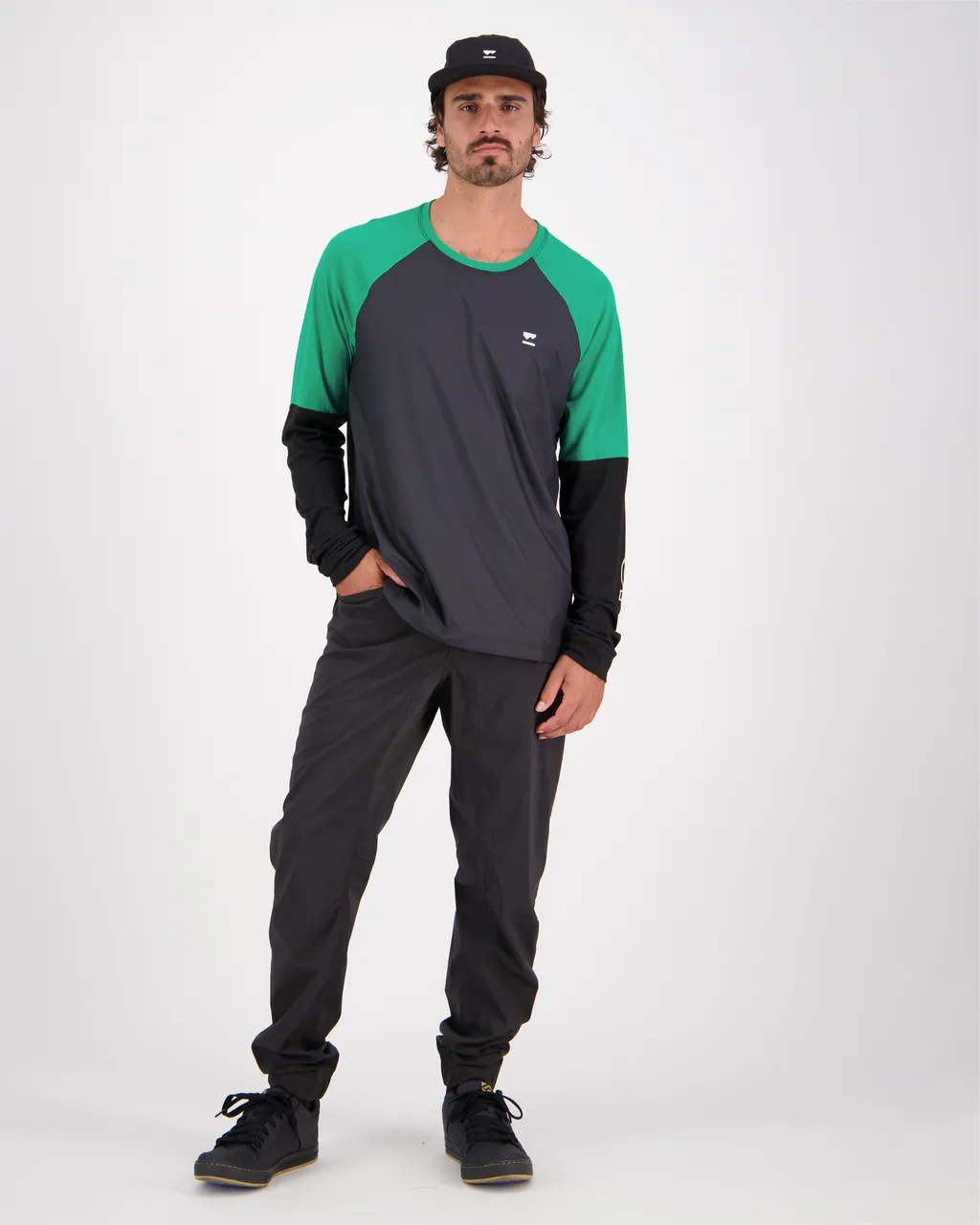 100581-1169-720 - Tarn Merino Shift Wind Jersey - Pop Green / Black - Mens
