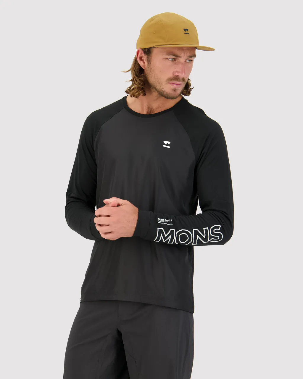 100581-1169-001 - Tarn Merino Shift Wind Jersey - Black - Mens