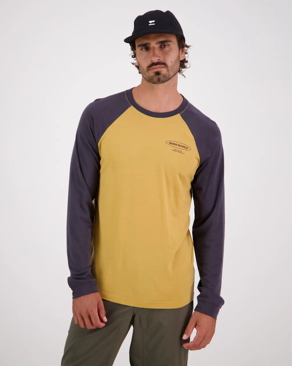 100497-1231-786 - Icon Merino Air-Con Raglan - Shale / Honey - Mens