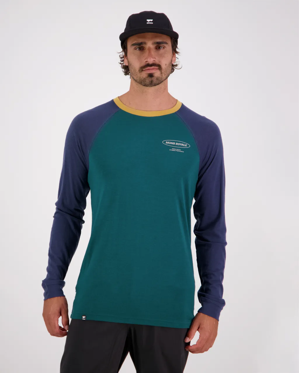 100497-1231-674 - Icon Merino Air-Con Raglan - Evergreen / Midnight - Mens