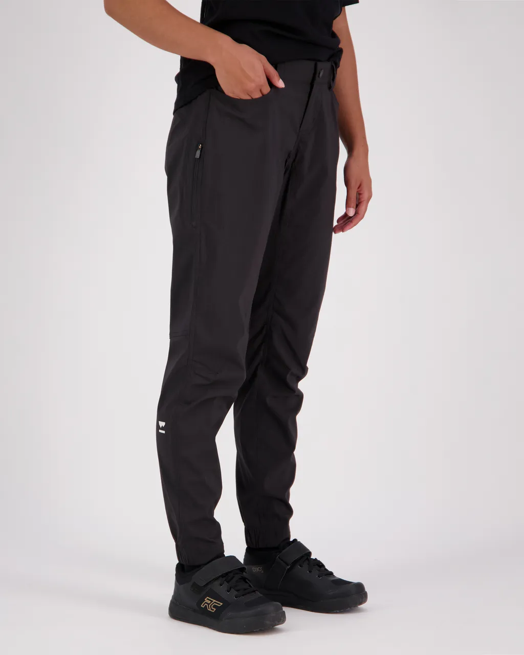100700-1169-001 - Virage Pants - Black - Womens