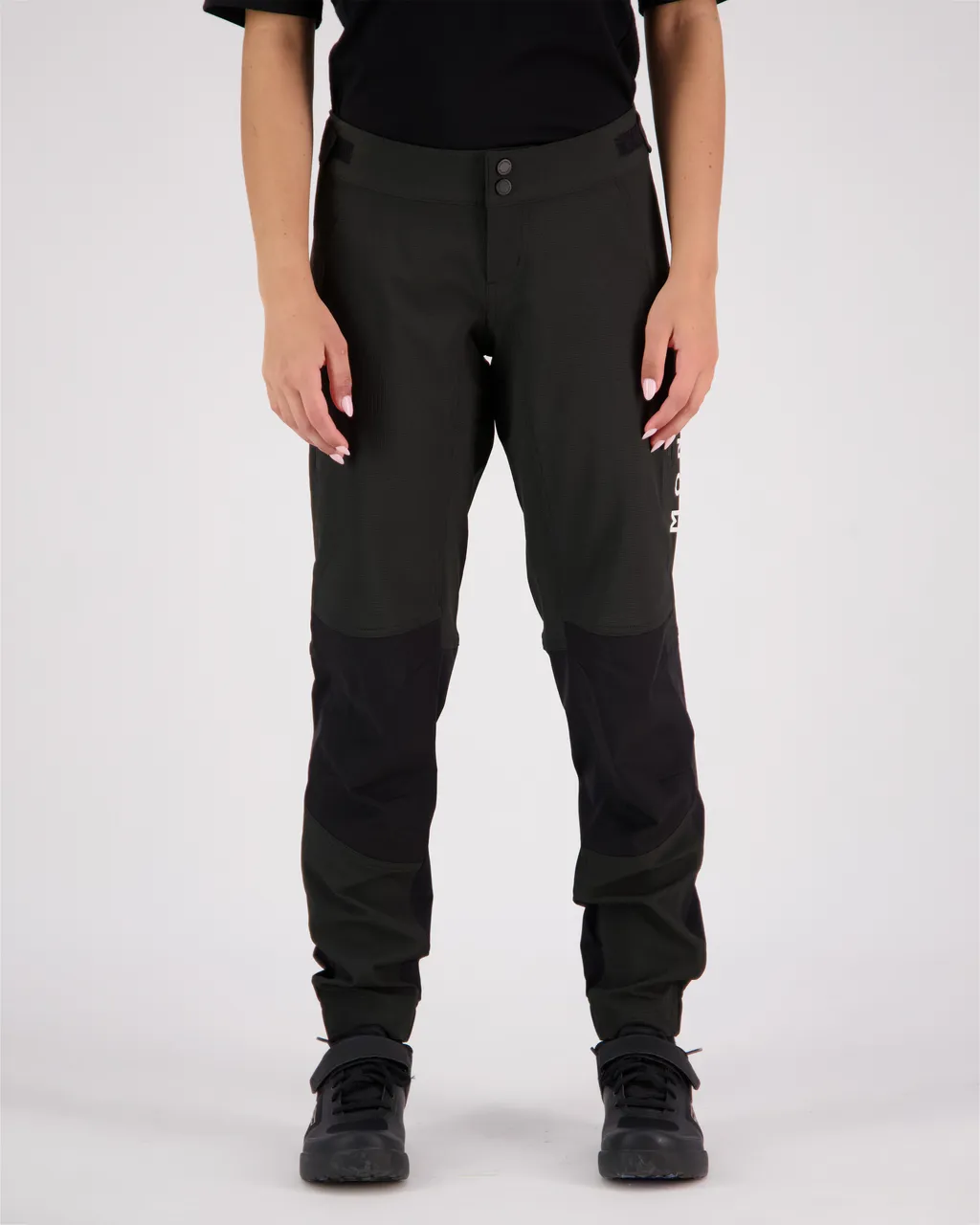 100591-1139-001 - Momentum Bike Pants - Black - Womens