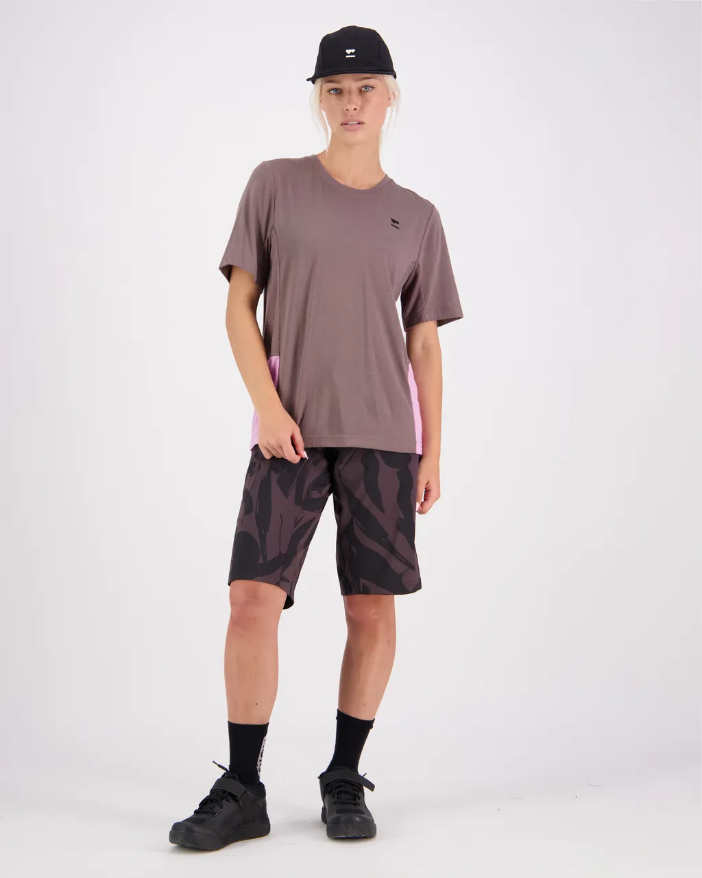 100549-1169-733 - Tarn Merino Shift Tee - Pop Pink / Iron - Womens