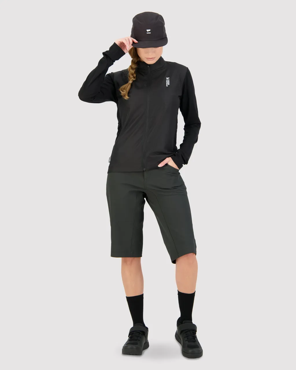 100456-1165-001 - Redwood Merino Air-Con Wind Jersey - Black - Womens