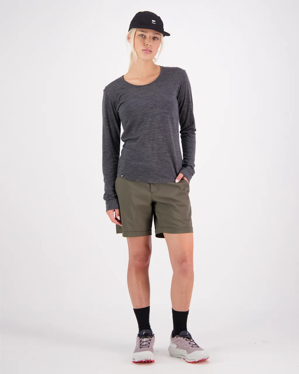100560-1211-021 - Zephyr Merino Cool LS - Smoke - Womens