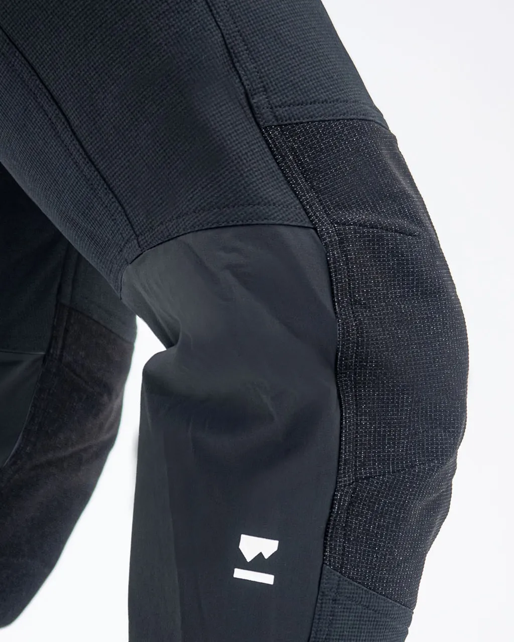100591-1139-001 - Momentum Bike Pants - Black - Womens