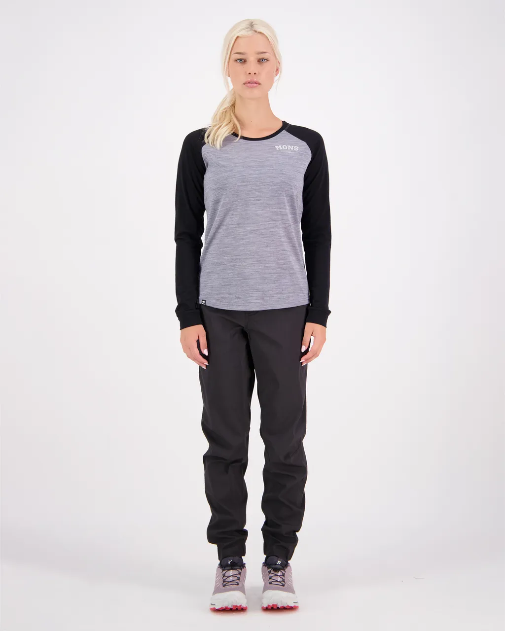 100498-1090-673 - Icon Merino Air-Con Raglan - Grey Heather / Black - Womens