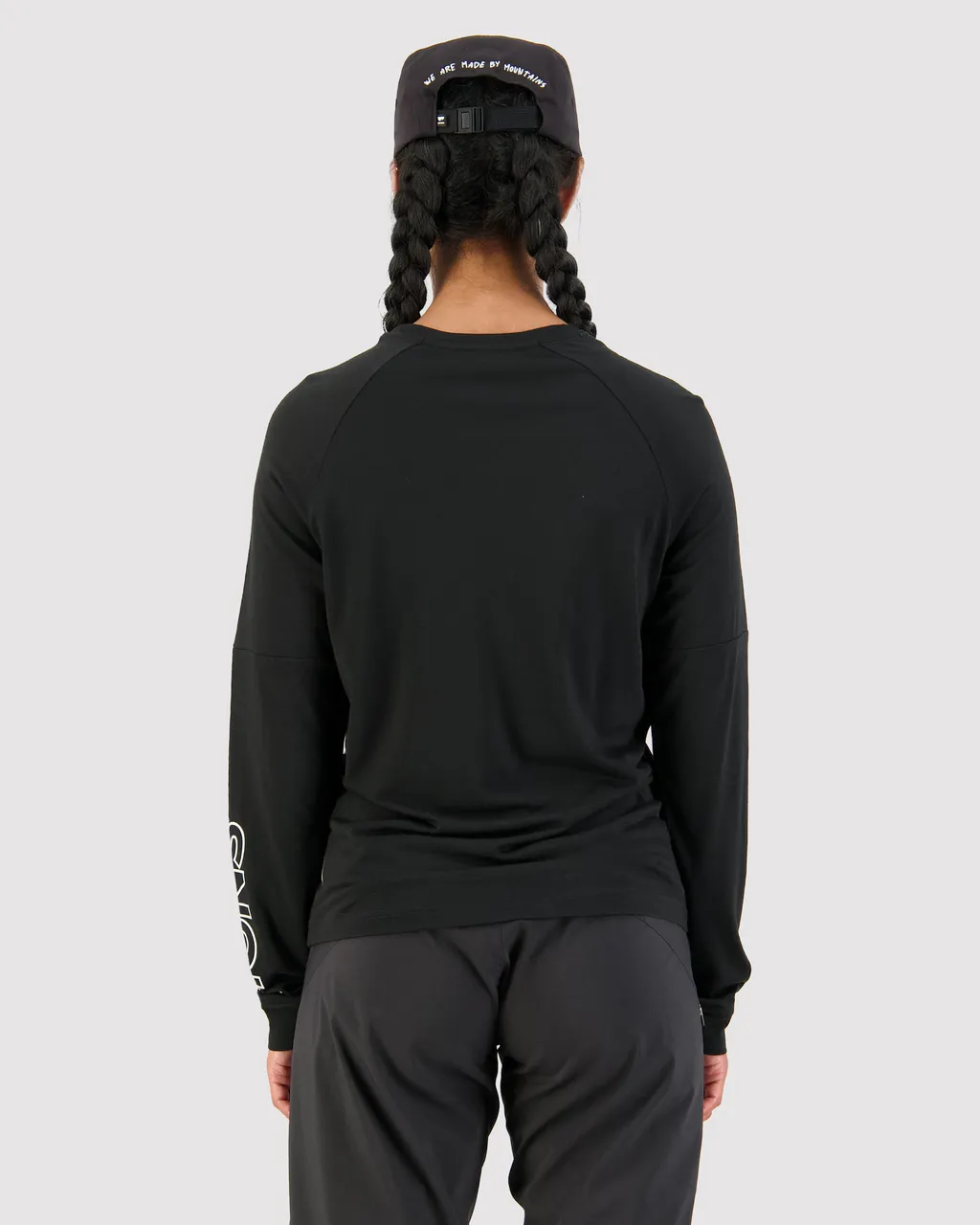 100585-1169-001 - Tarn Merino Shift Wind Jersey - Black - Womens