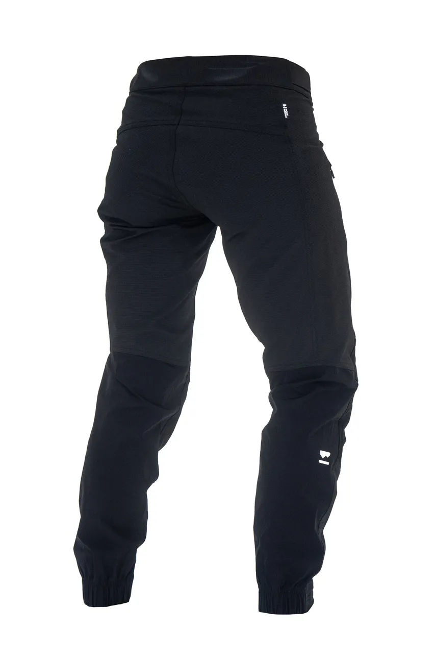 100591-1139-001 - Momentum Bike Pants - Black - Womens - 100591-1139-001-203.jpg