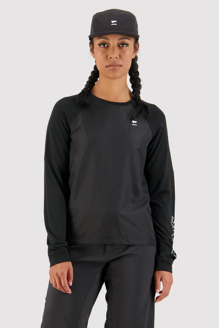 100585-1169-001 - Tarn Merino Shift Wind Jersey - Black - Womens - 100585-1169-001-101.jpg