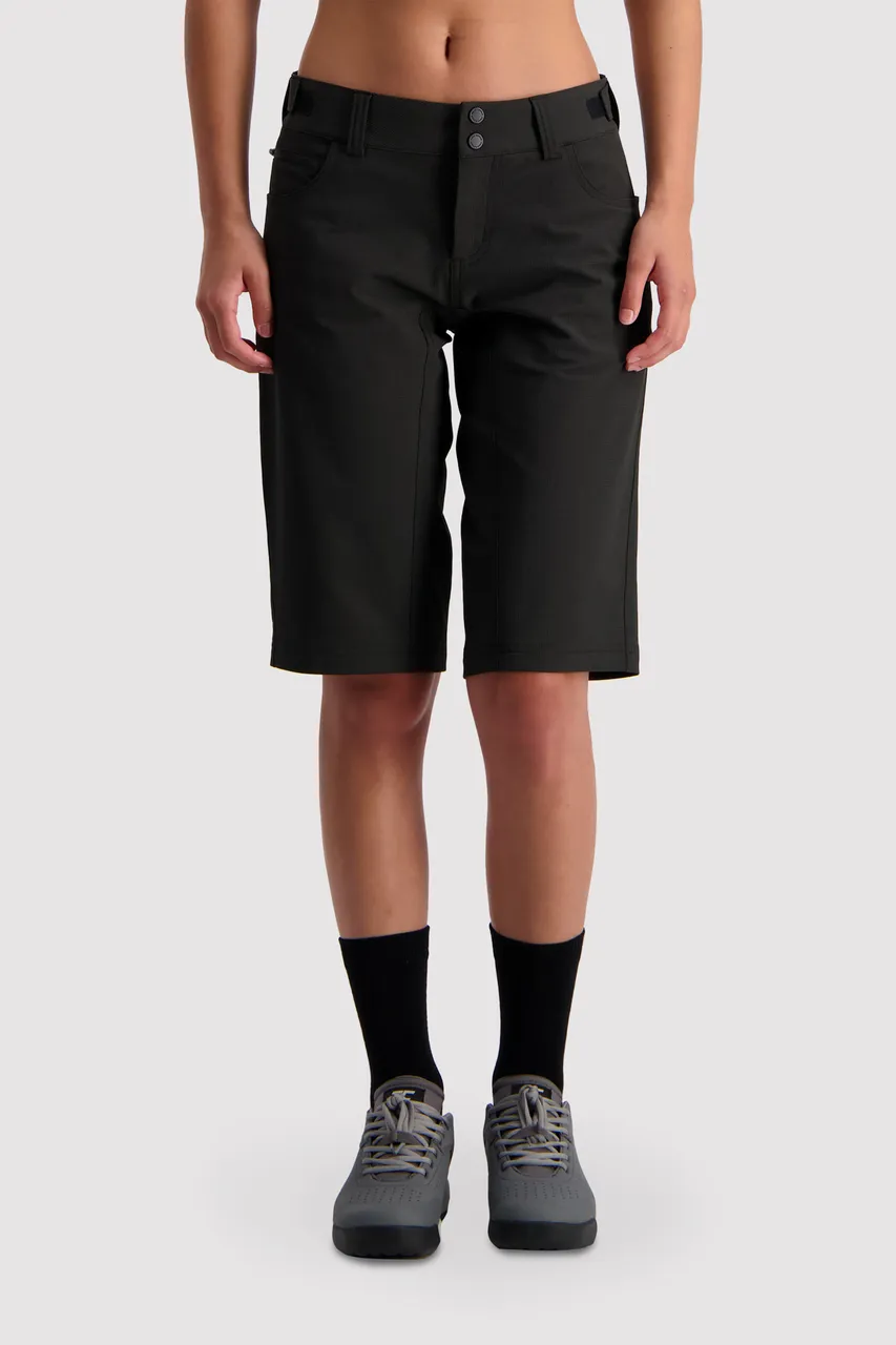 100337-1139-001 - Momentum 2.0 Bike Shorts - Black - Womens - 100337-1139-001-101.jpg