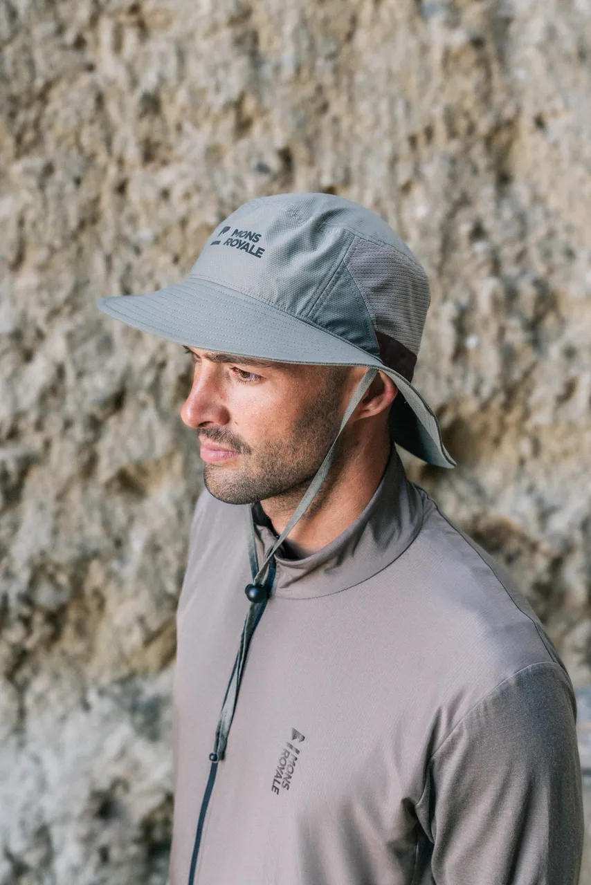 Mons_SS23_Insitu_Accessories-455-Edit_outdoor_100636-1171-306