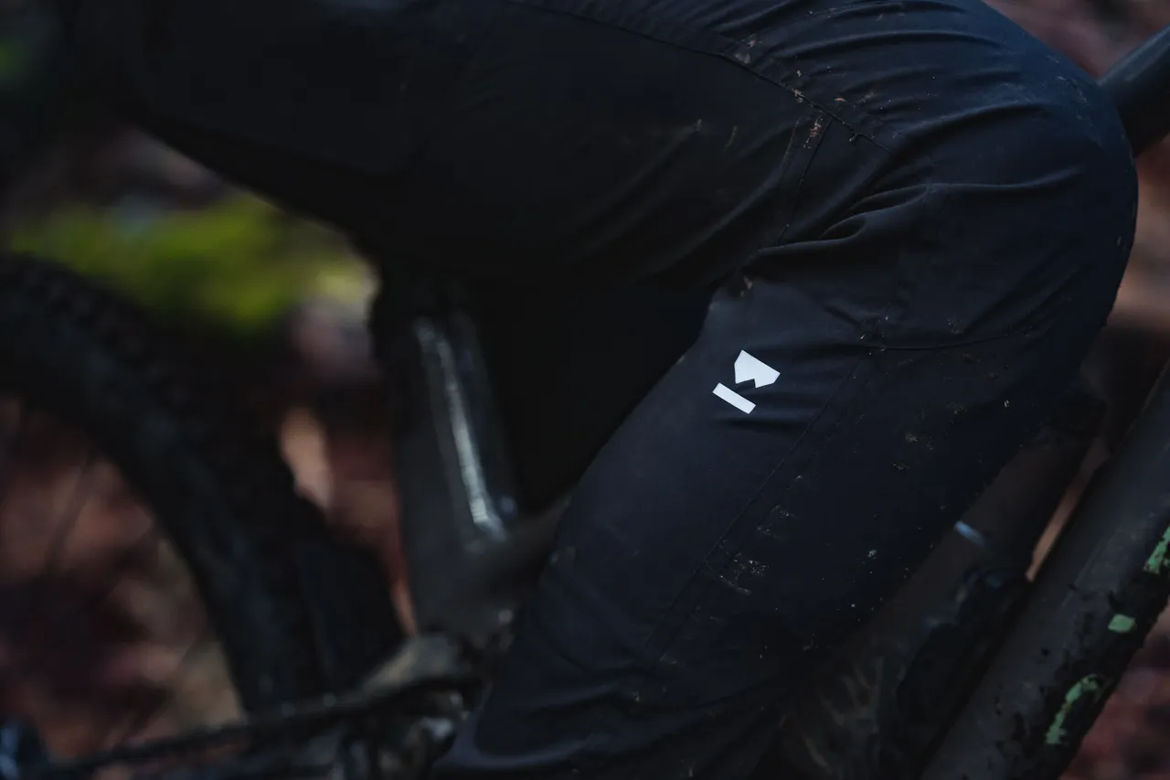 SS22 Virage Pants_Celeste