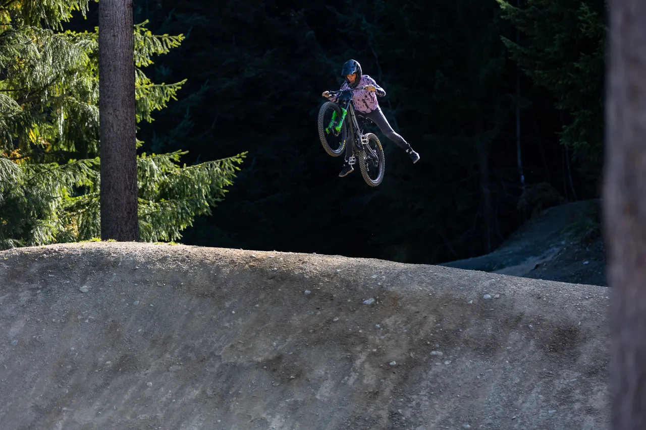 Mons_FutureGround_NeilKerr_4450_Rider Robin Goomes