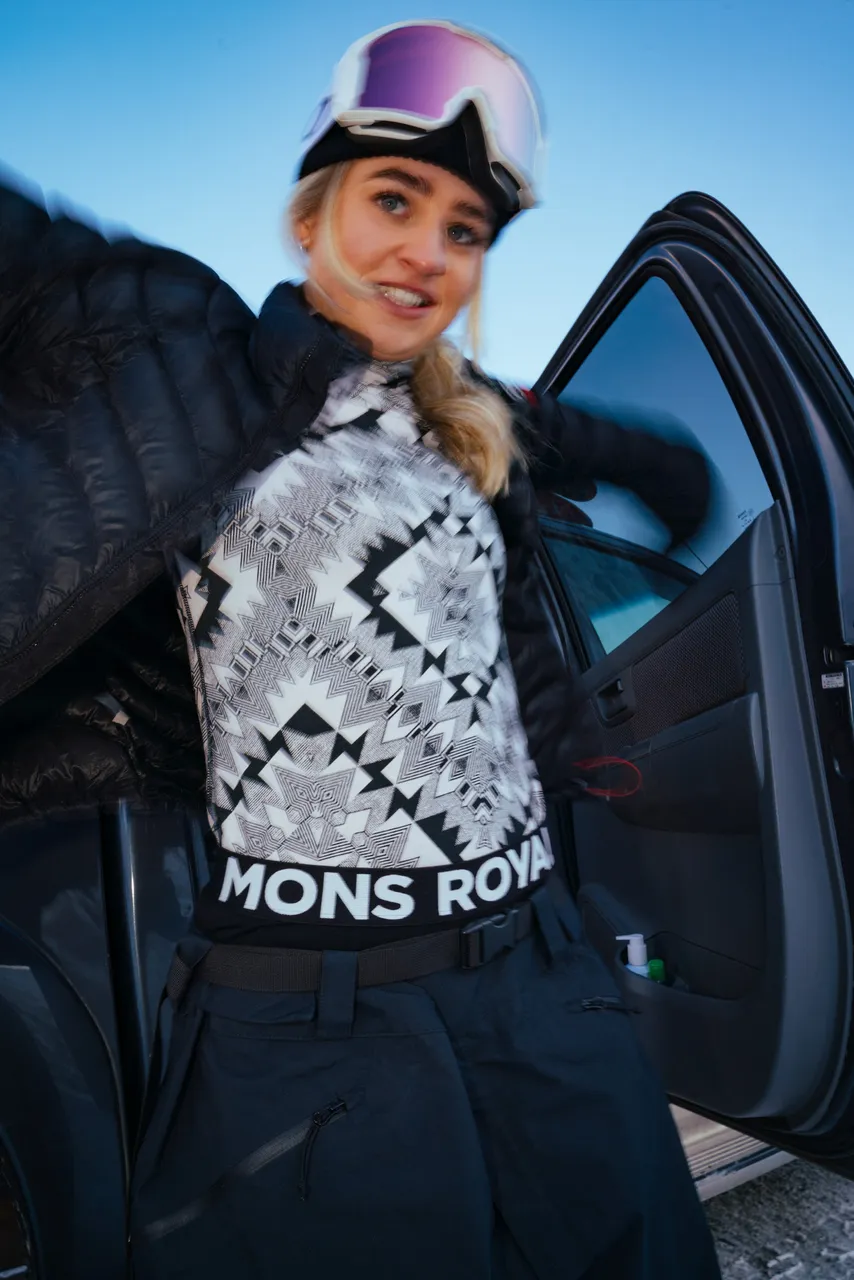 MONS_FW24_19_P-JasperGibson