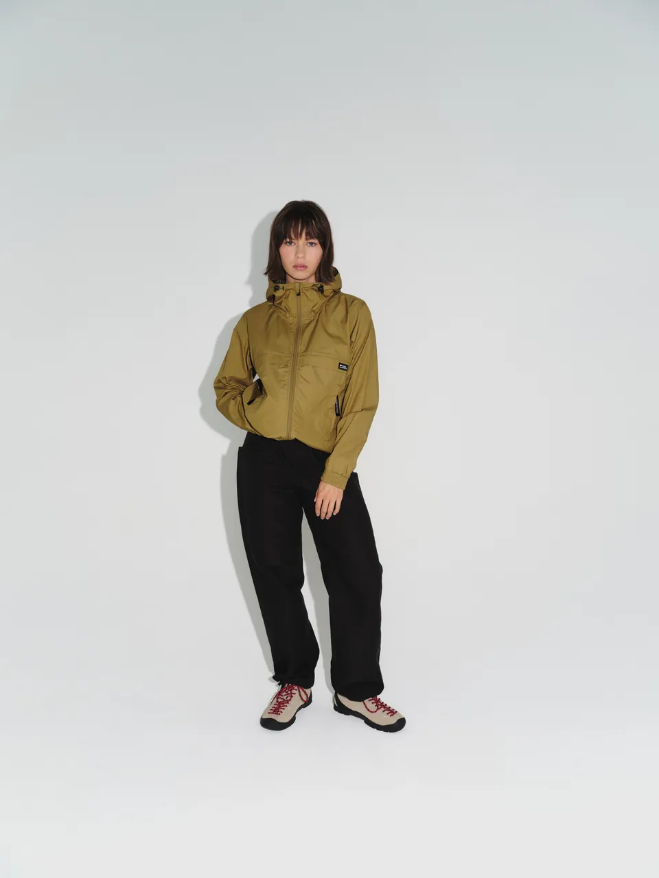 MONS_R127_Studio_KeyLooks_Outdoor_W1_0615_2