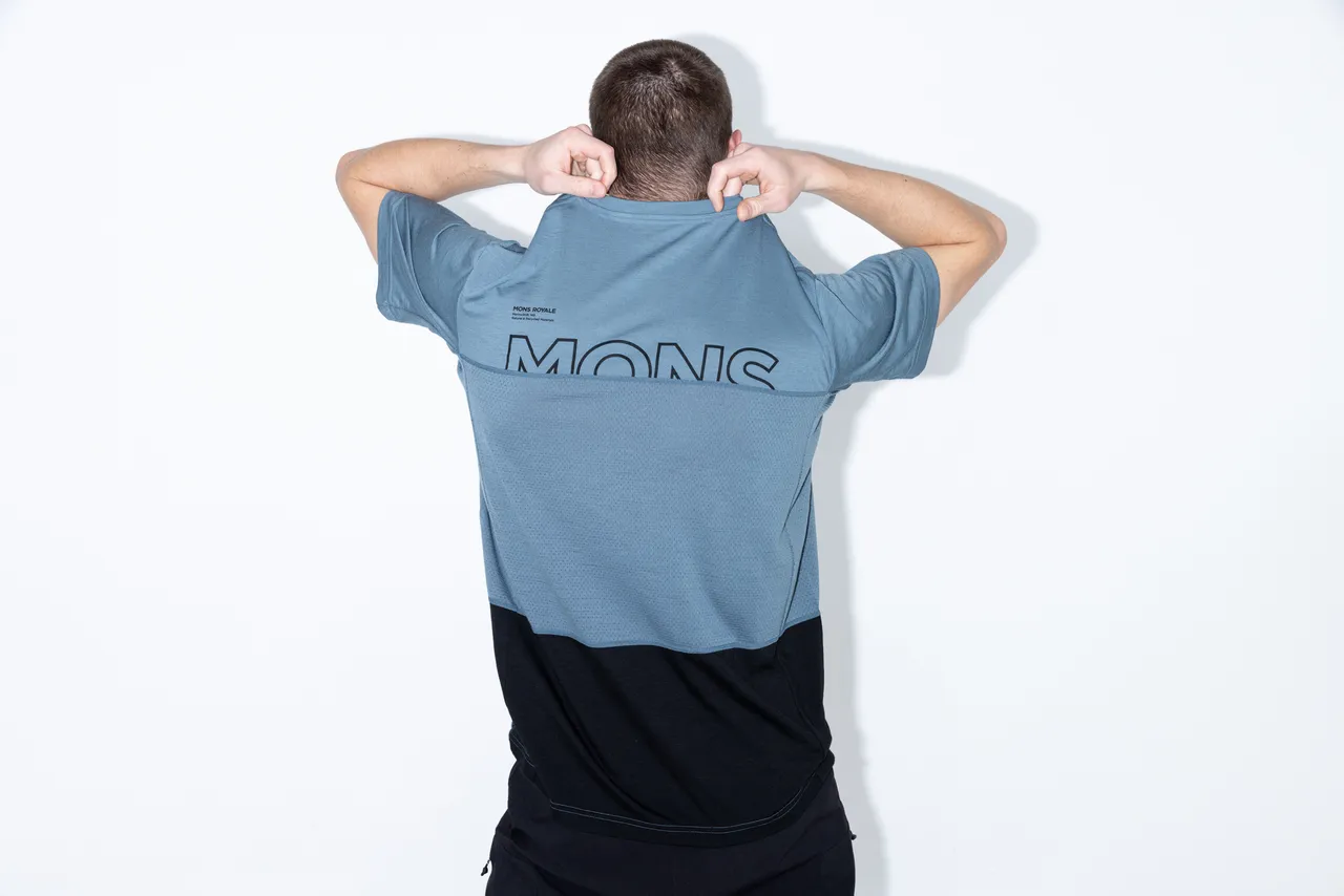 MonsRoyale_R225_KeyLook_Bike Look 06_2664