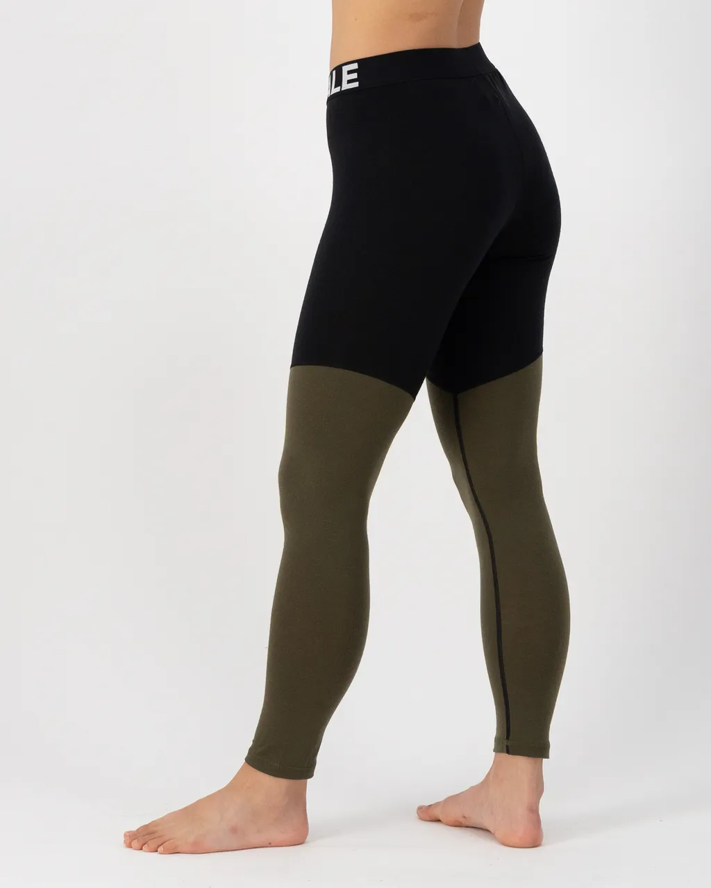 100505-1169-299-102 Womens Cascade Merino Base Layer Legging Dark Olive