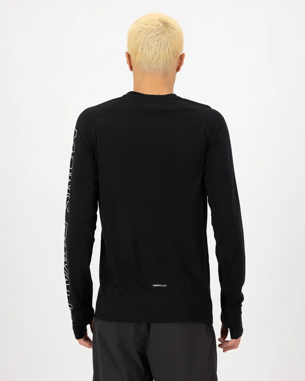 100079-1165-001-102 Mens Temple Merino Long Sleeve Black