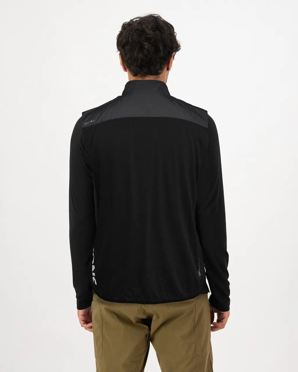 100815-1171-001-102 Mens Diversion Merino Wind Vest Black