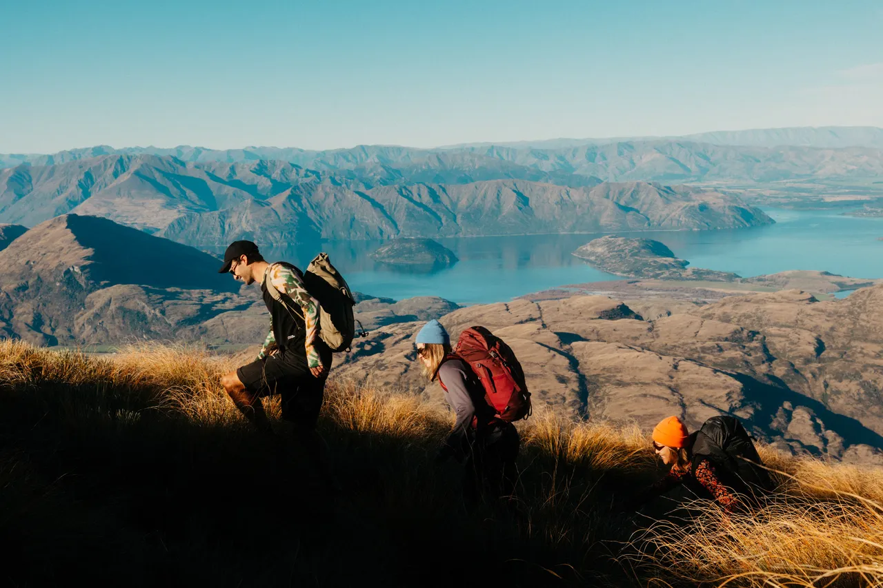 MONS_ROYALE_FW2026_Hike_150A6537