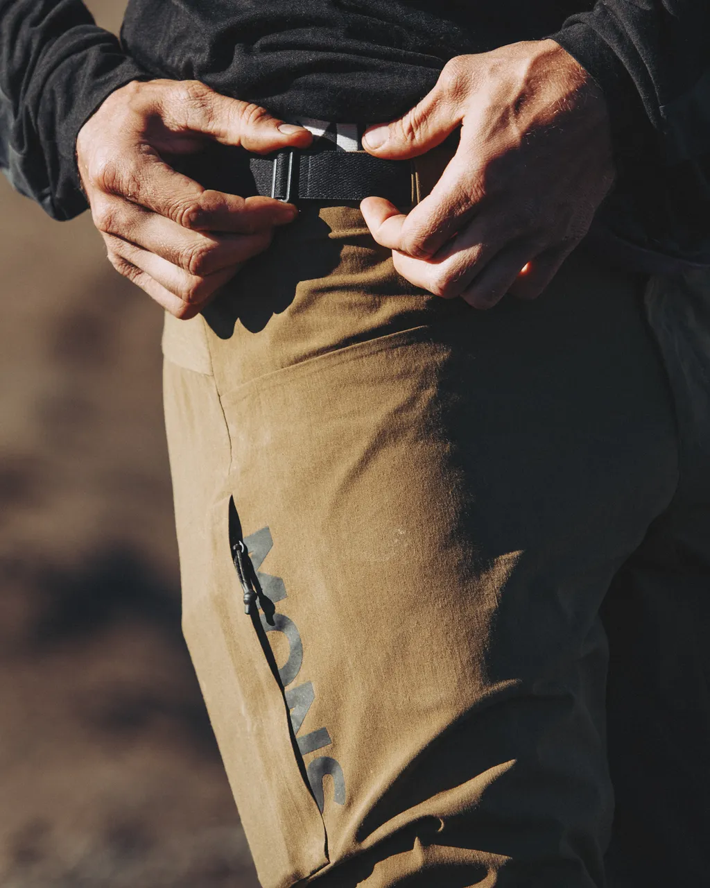 100771-1165-299-405 Mens Diversion Merino Trail Pants Dark Olive
