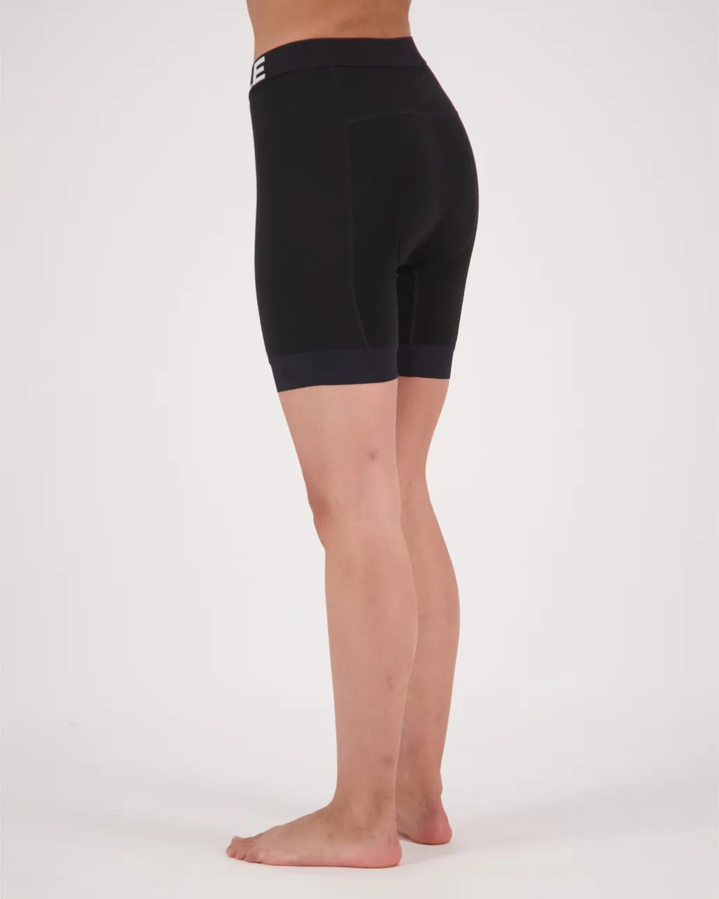 100644-1187-001-102 Womens Epic Merino Bike Liner Black