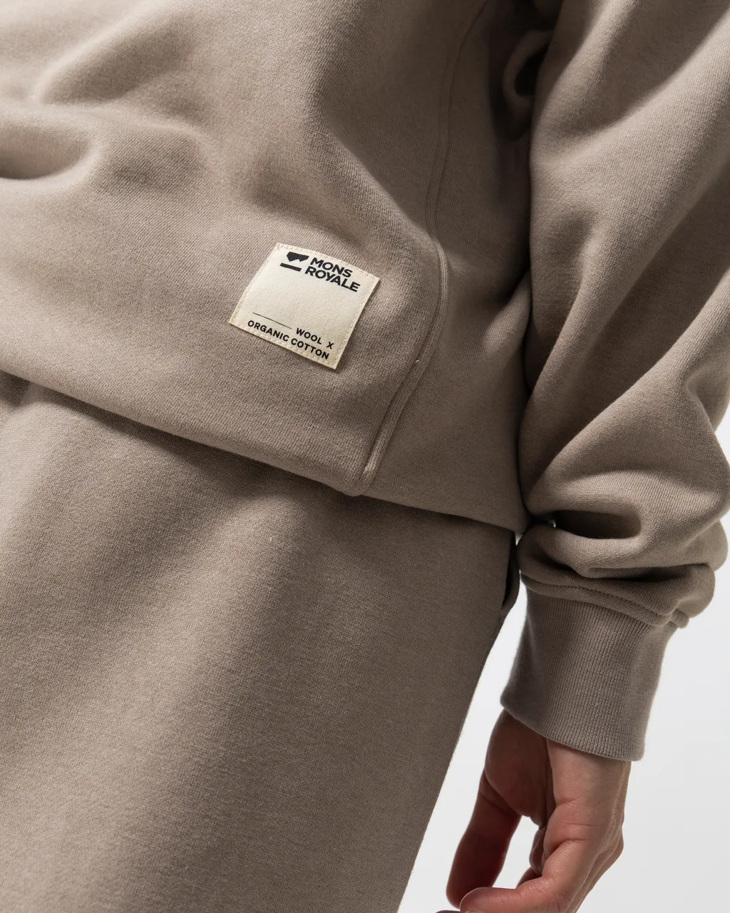 100679-1246-804-401 Unisex Verdant Merino Organic Cotton Crew Taupe