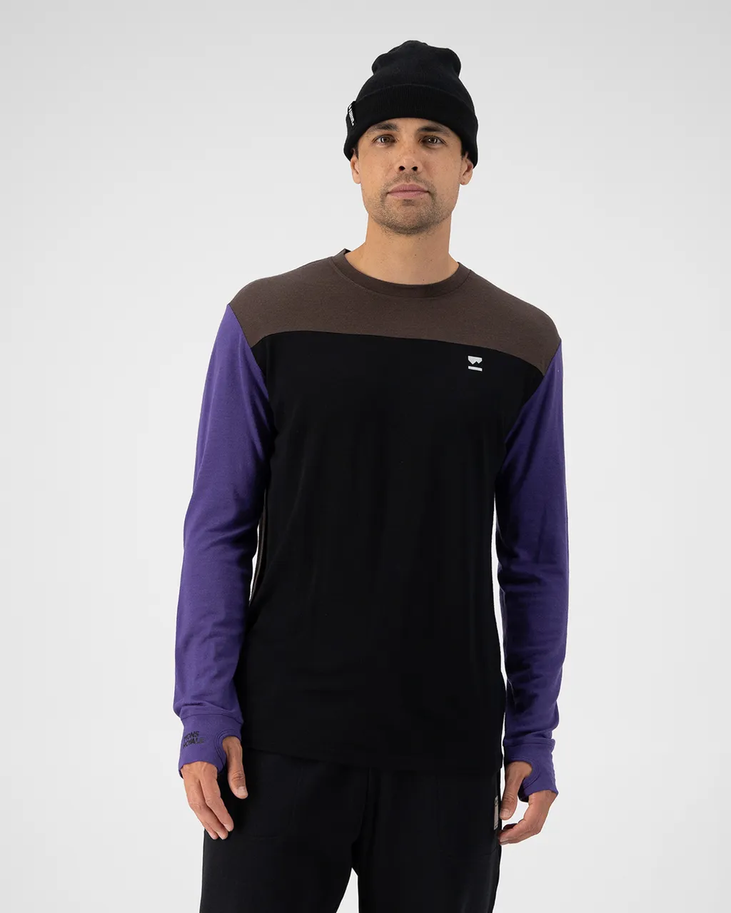 100072-1169-833-101 Mens Yotei Merino Long Sleeve Violet / Cedar / Black