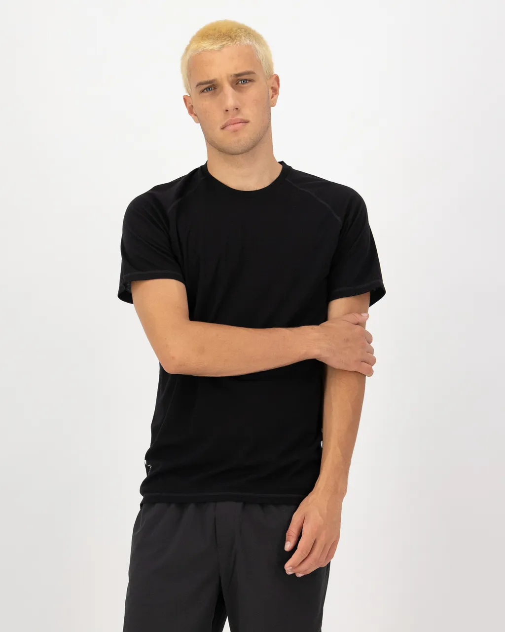100080-1165-001-101 Mens Temple Merino T-Shirt Black