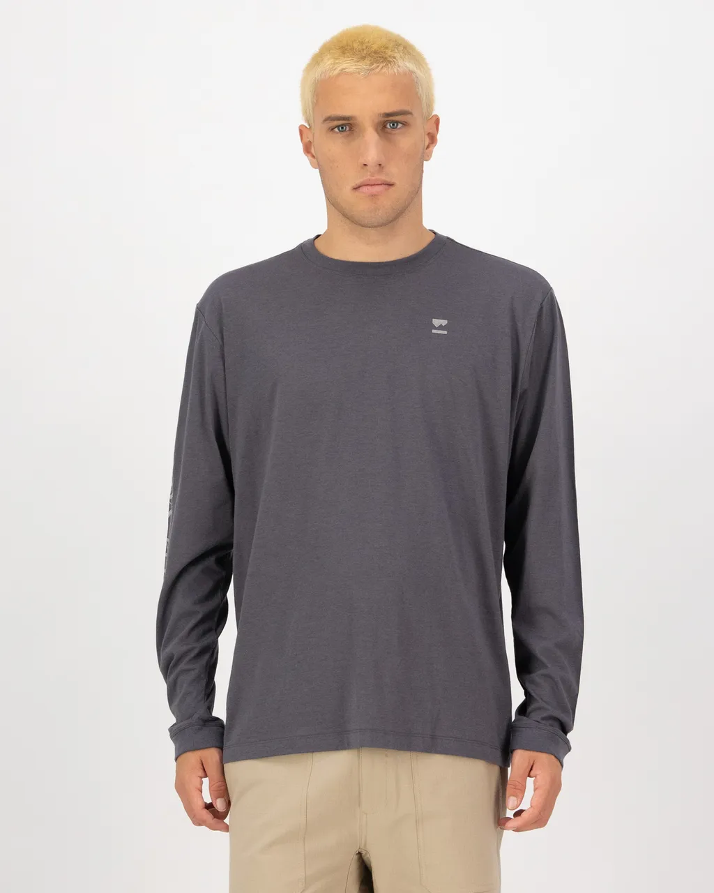 100725-1265-889 -101 Mens Yonder Merino Organic Cotton Long Sleeve Vintage Black