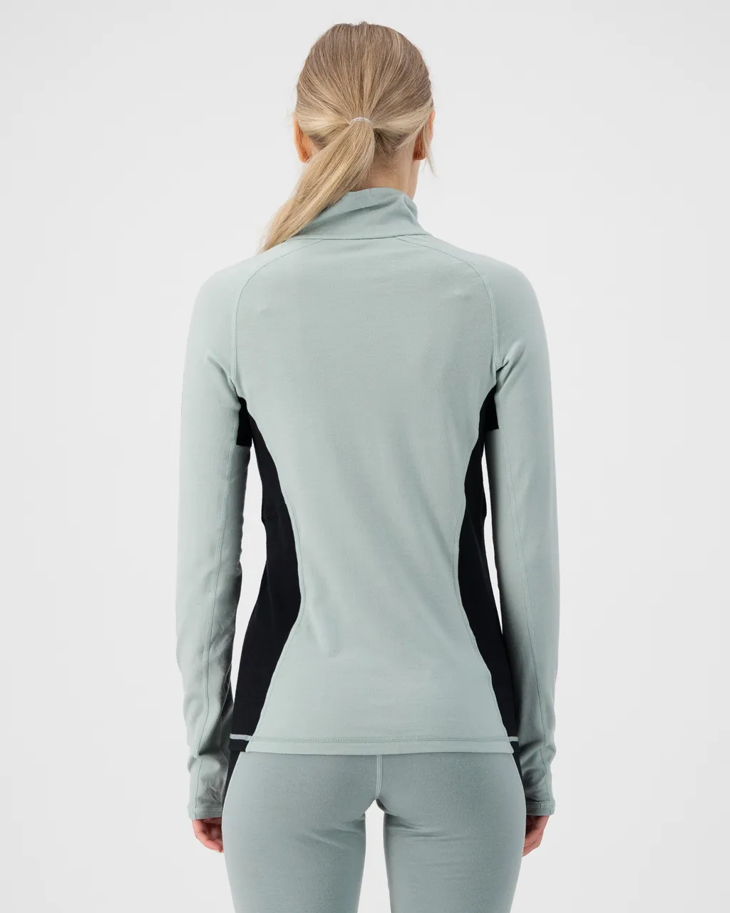 100017-1165-834-102 Womens Olympus Merino Base Layer 1/2 Zip Long Sleeve Glacier / Dew / Black