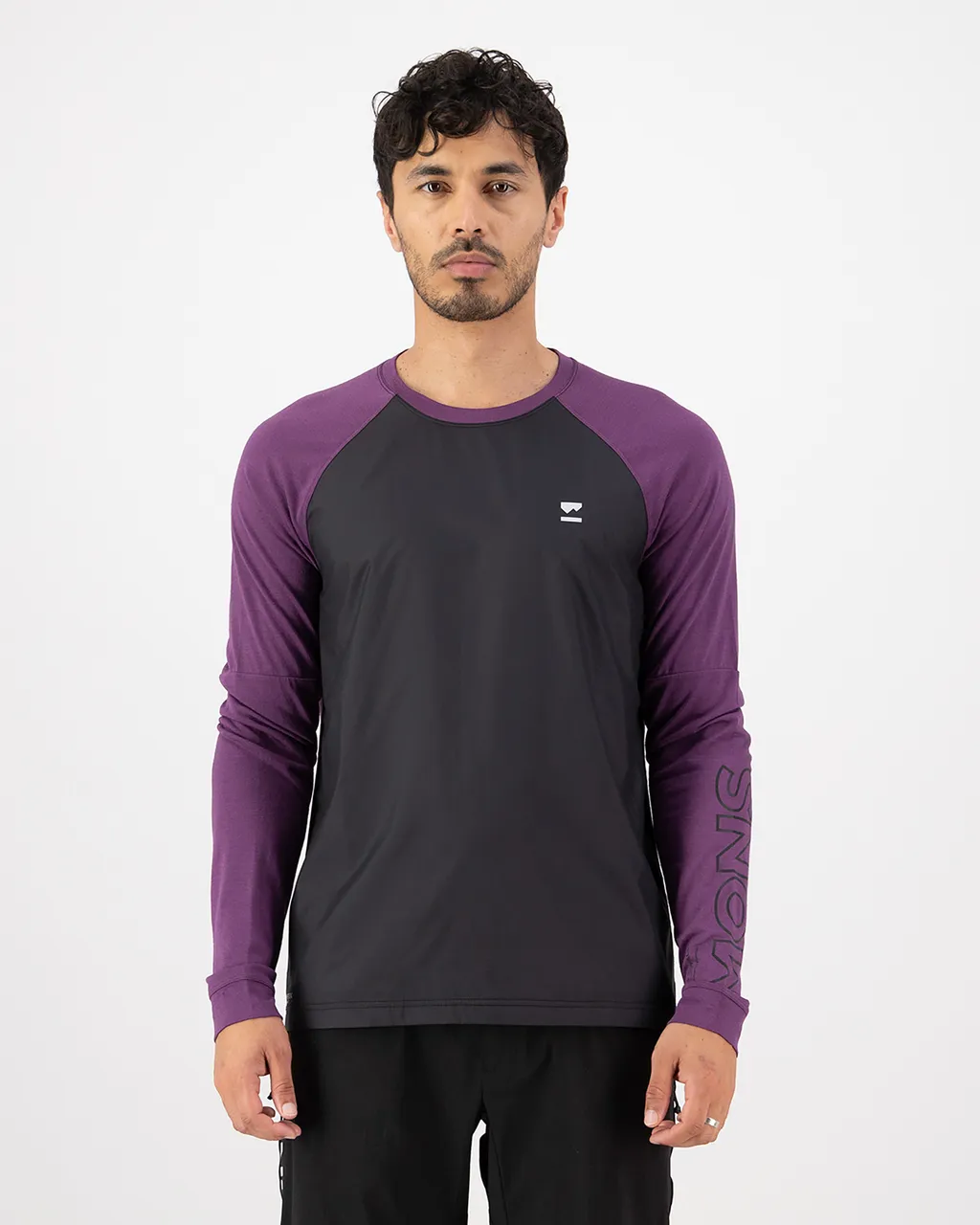 100846-1169-908-101 Mens Tarn Merino Bike Wind Jersey Black / Boysenberry