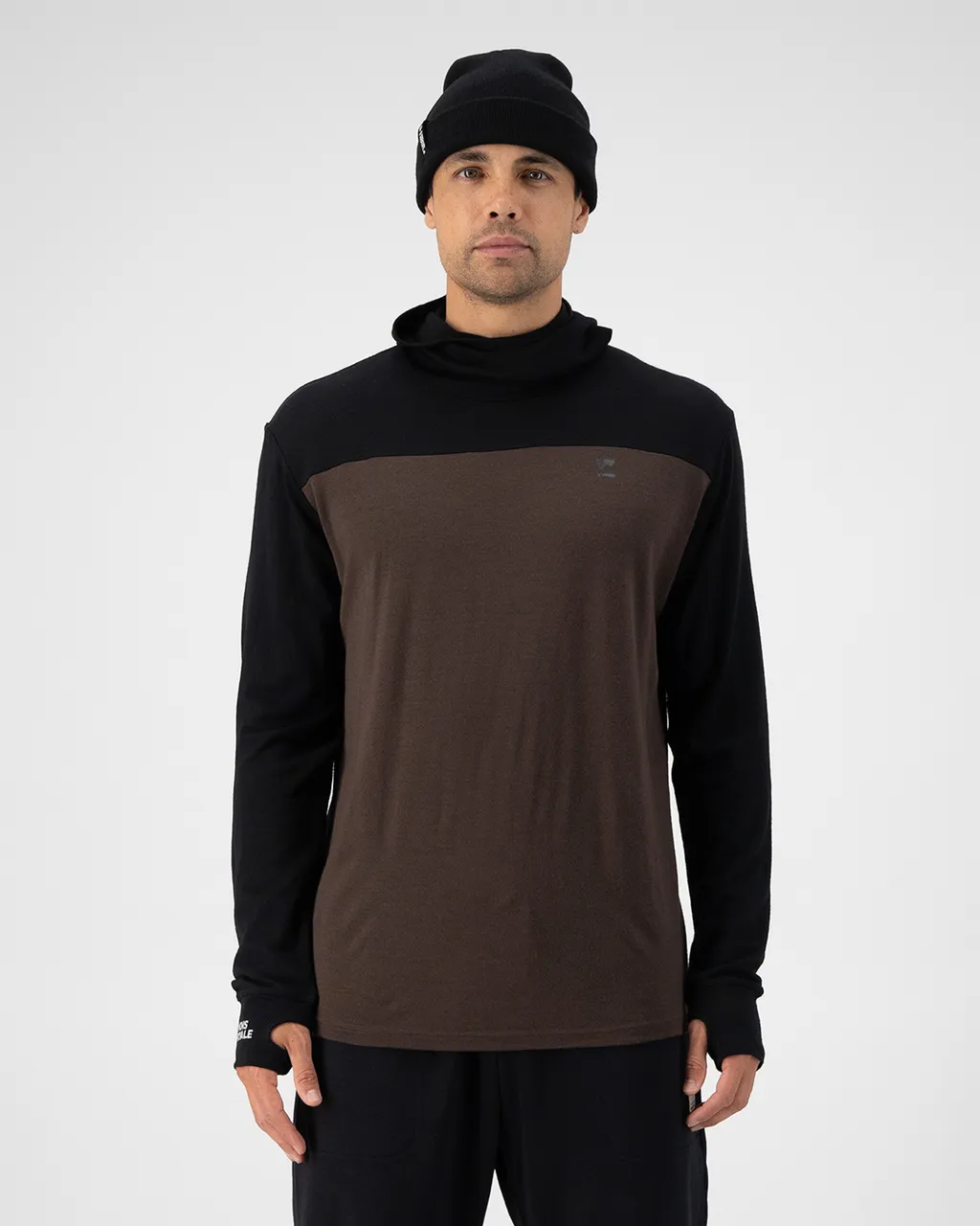 100071-1169-835-101 Mens Yotei Merino Powder Hood Long Sleeve Cedar / Black