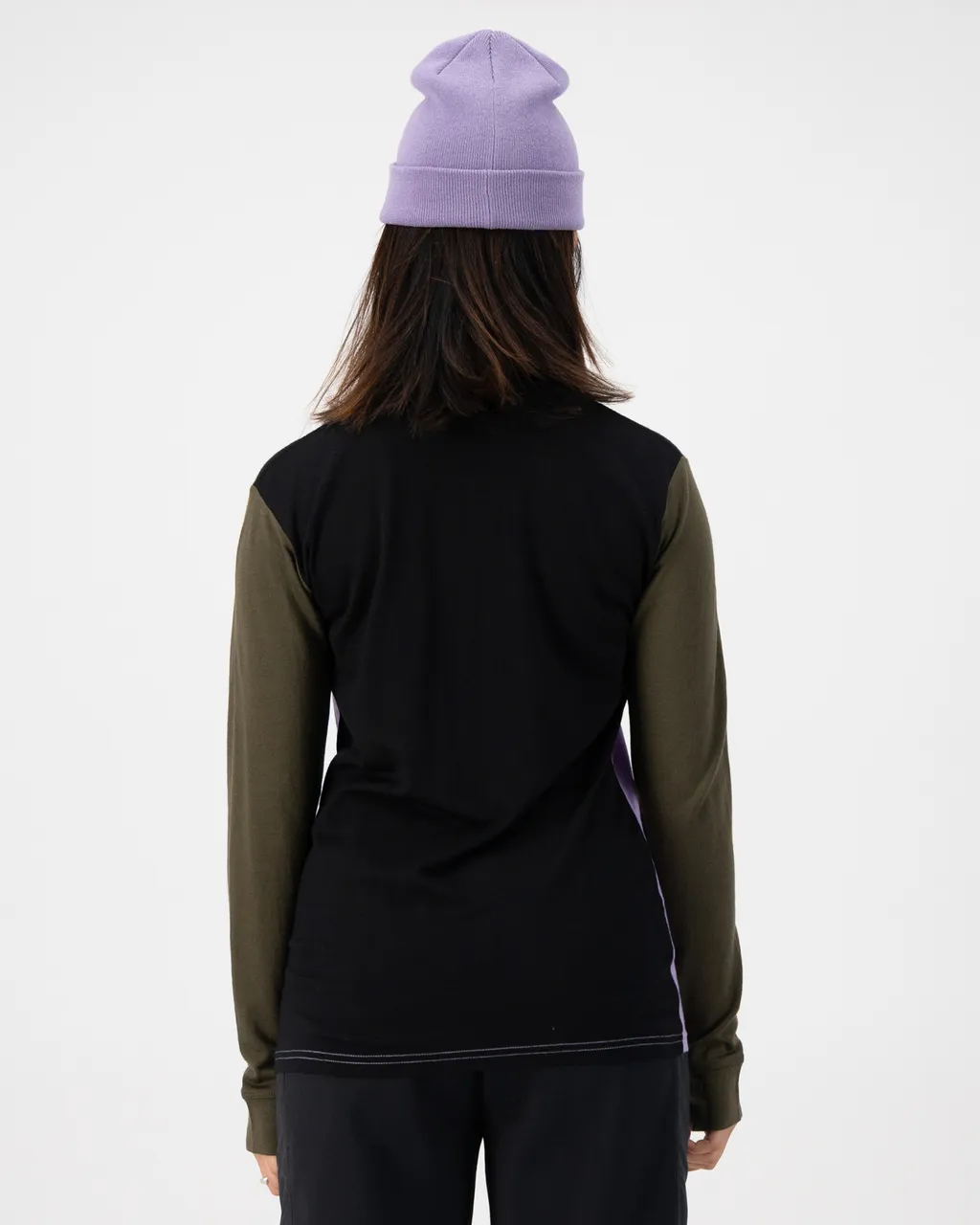 100022-1169-821-102 Womens Yotei Merino Long Sleeve Lupin / Dark Olive / Black