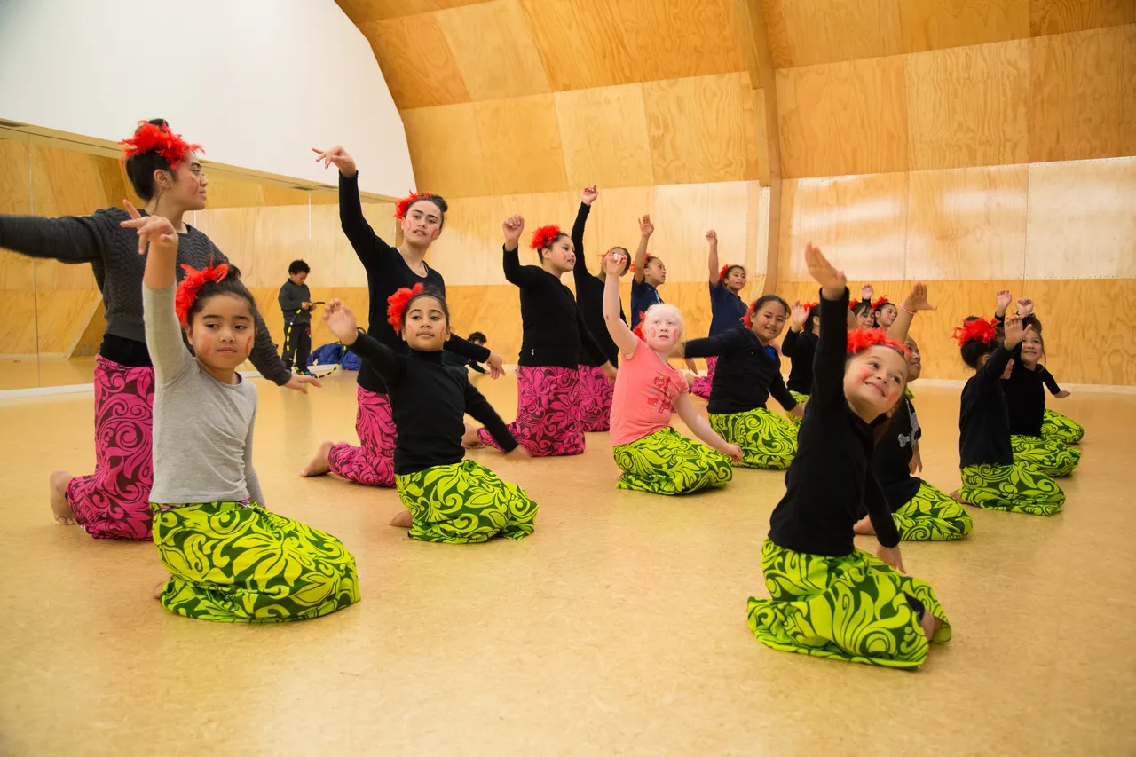 Young New Zealand children in an early childhood learning environment