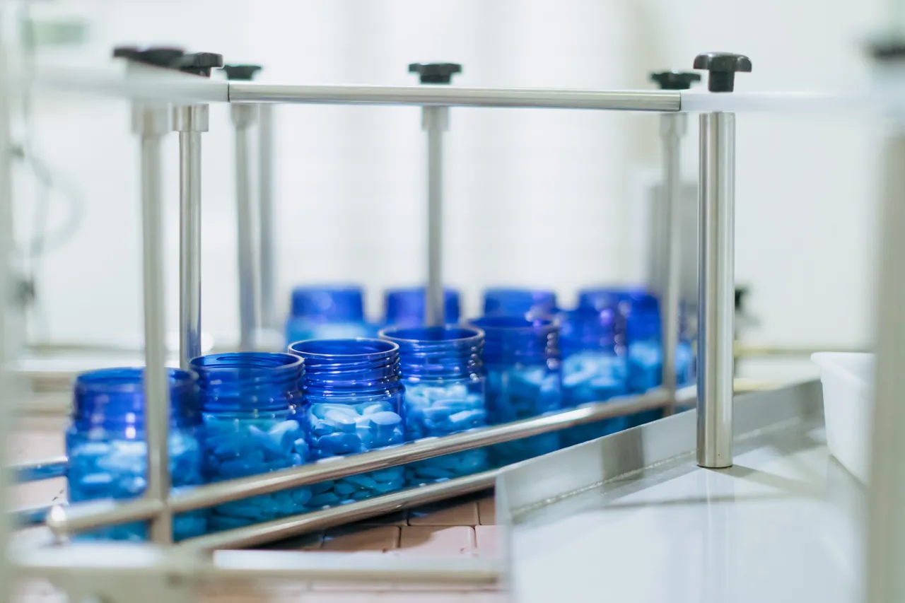 Natural Health Products Packaging Process