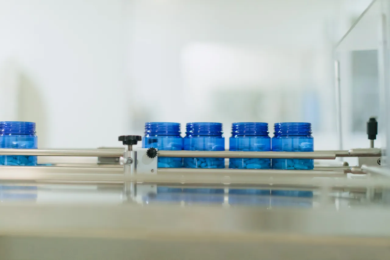 Natural Health Products Packaging Process