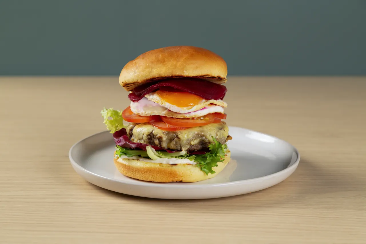 Kiwiburger with Beef