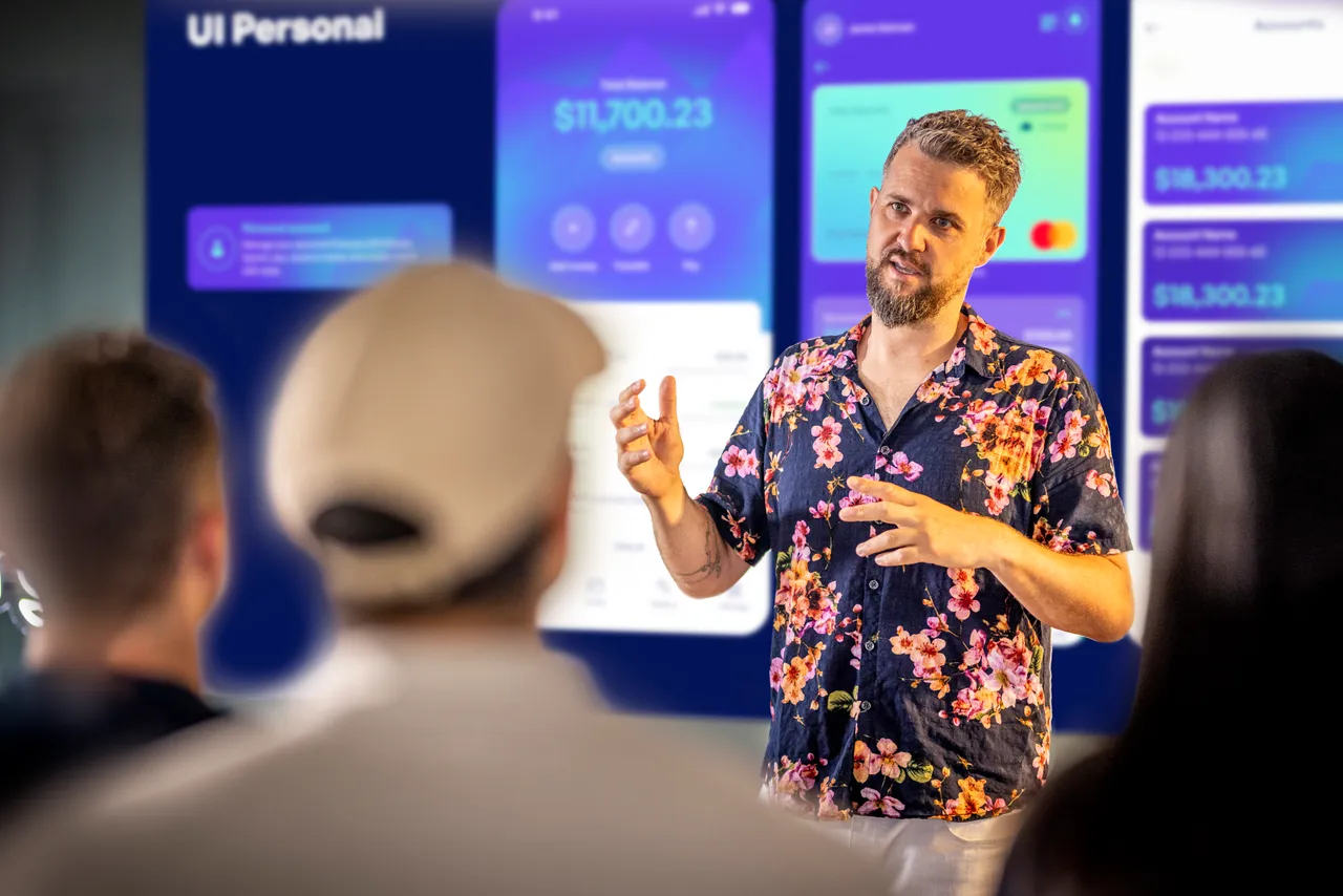 NZStory_Tech_Emerge_1021