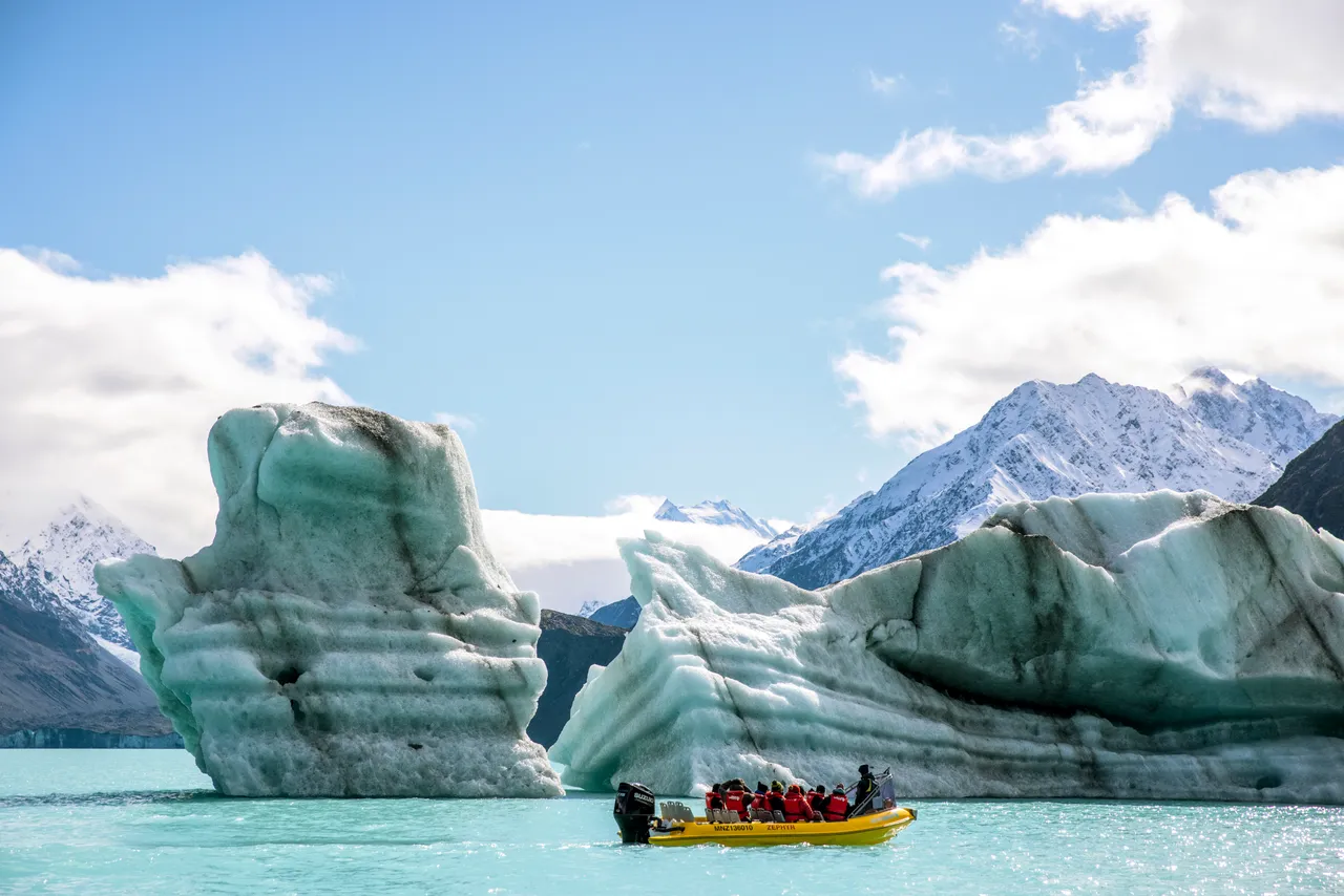 Tasman Glacier, Canterbury